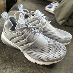 Nike presto shoes